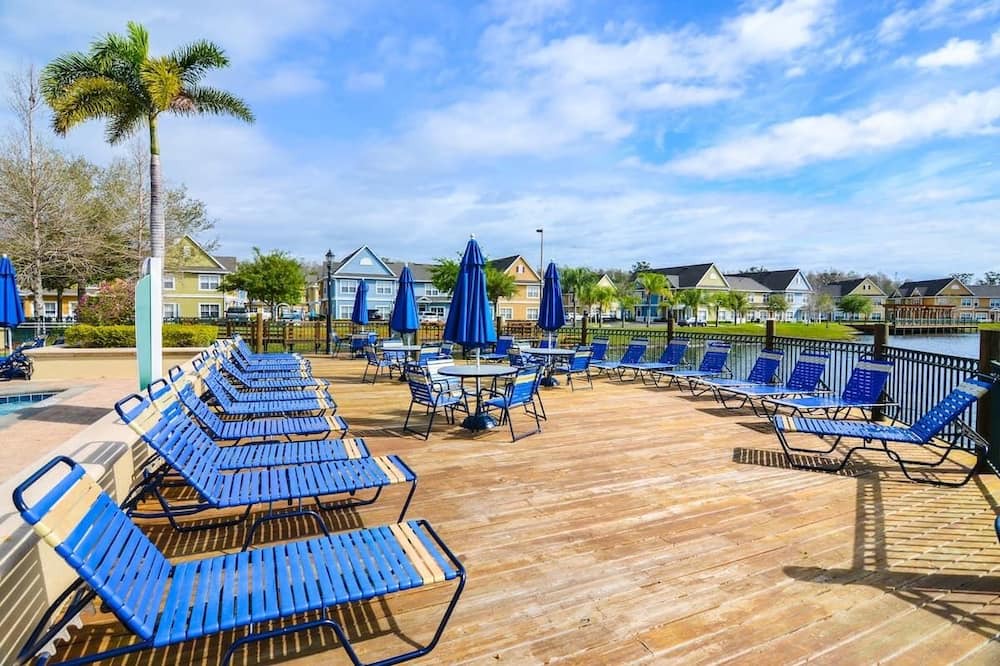 Photo of Outdoor in Venetian Bay Villages
