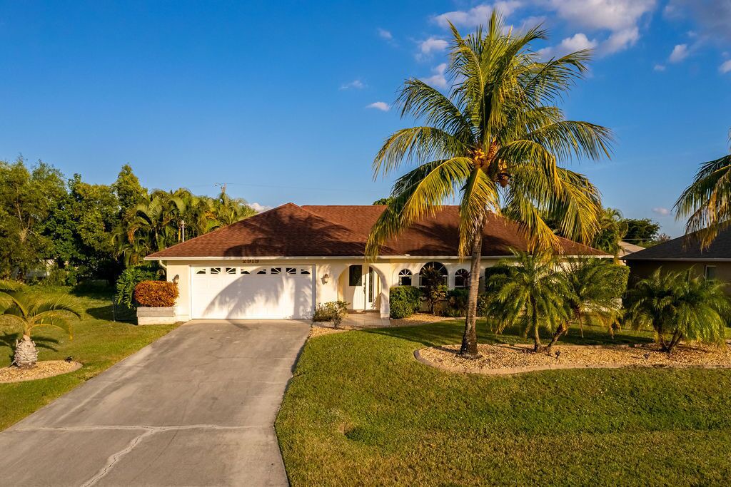 Photo of Outdoor in Pelican
