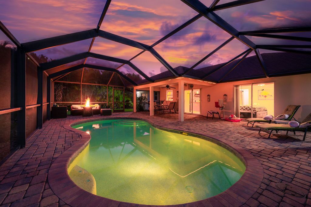 Photo of Outdoor in Pelican