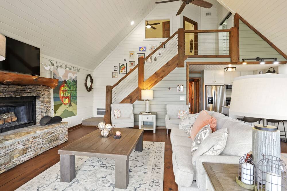 Photo of Livingroom in Blue Ridge