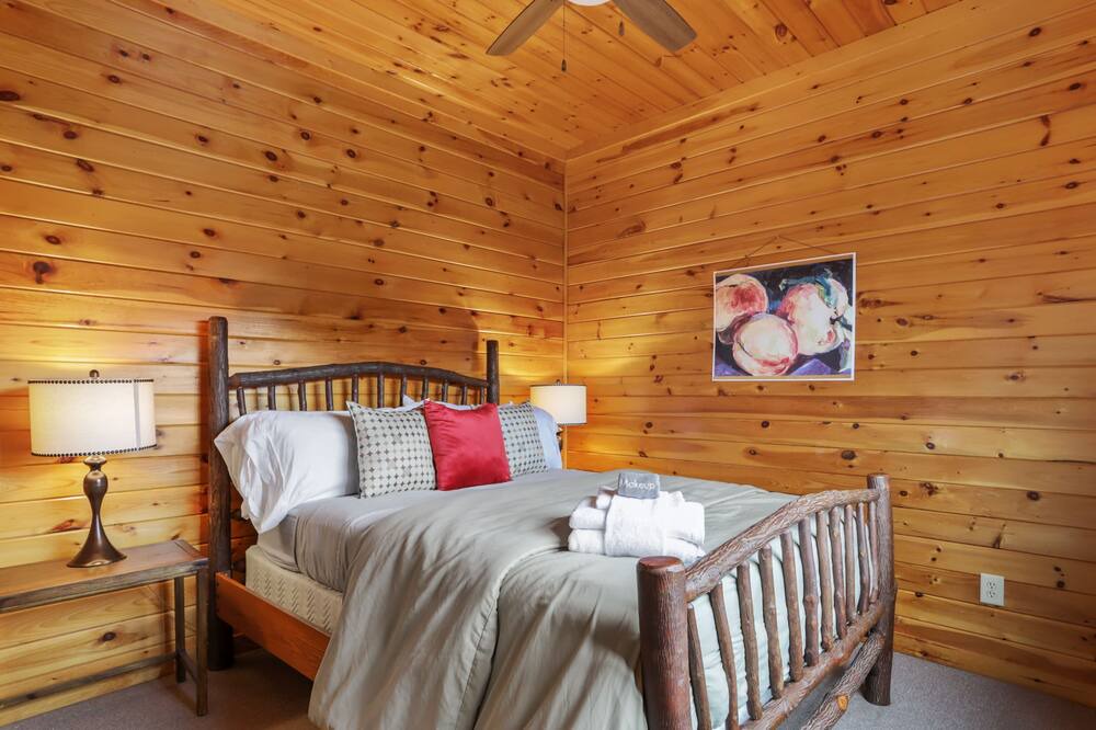 Photo of Bedroom in Blue Ridge