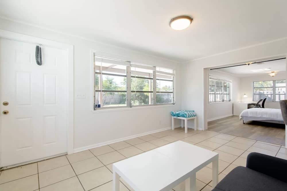 Photo of Bedroom in Boynton Beach