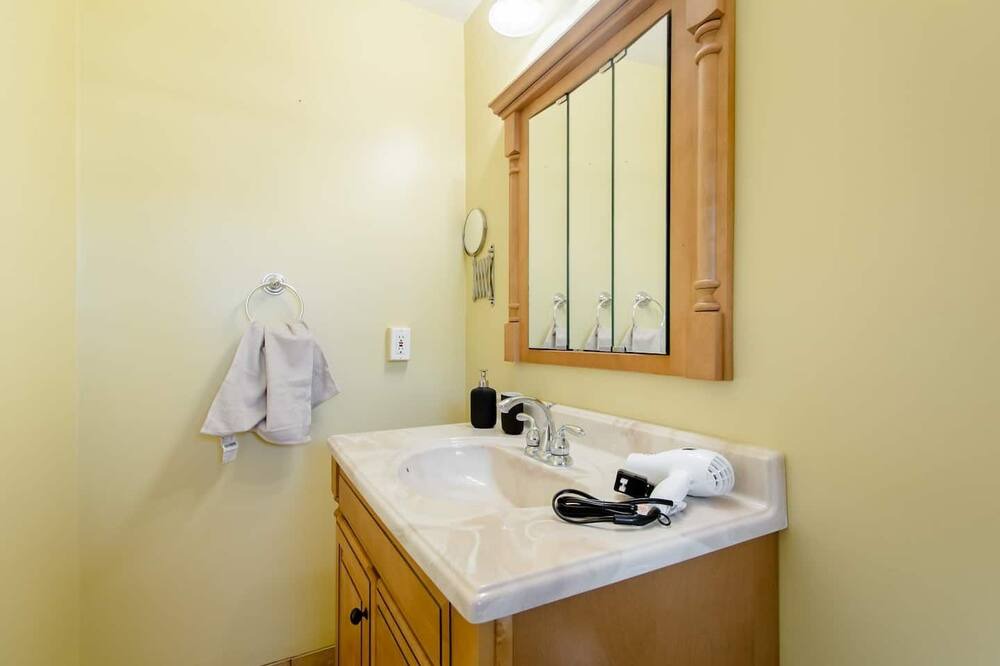 Photo of Bathroom in Boynton Beach