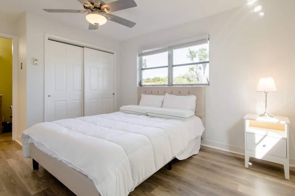 Photo of Bedroom in Boynton Beach