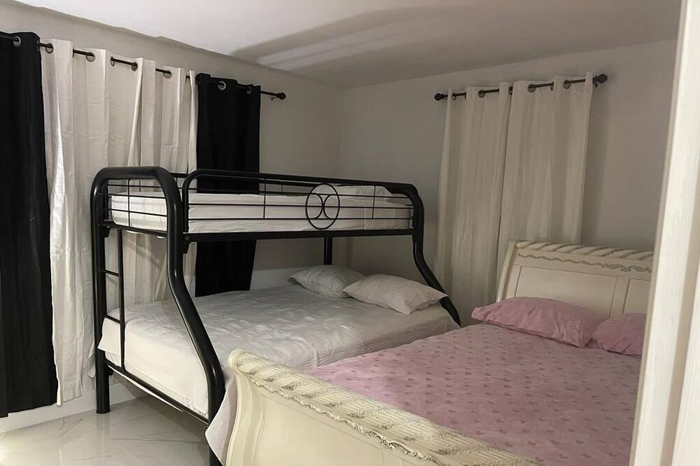 Photo of Bedroom in Sebring