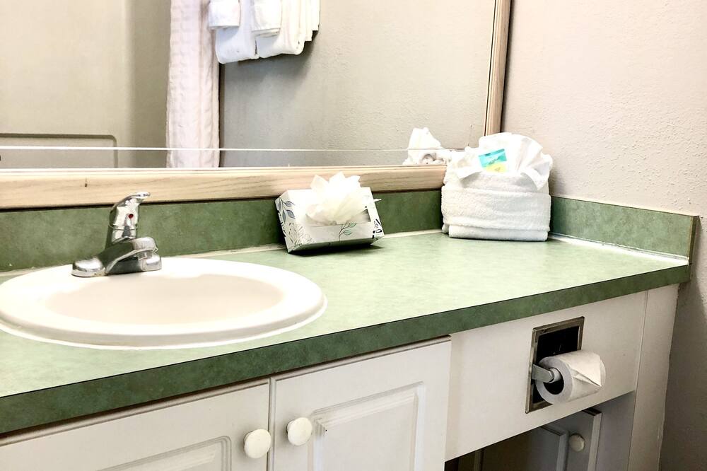 Photo of Bathroom in Florida Center