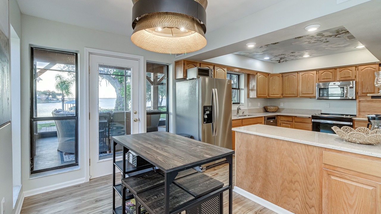 Photo of Kitchen in Crooked Lake