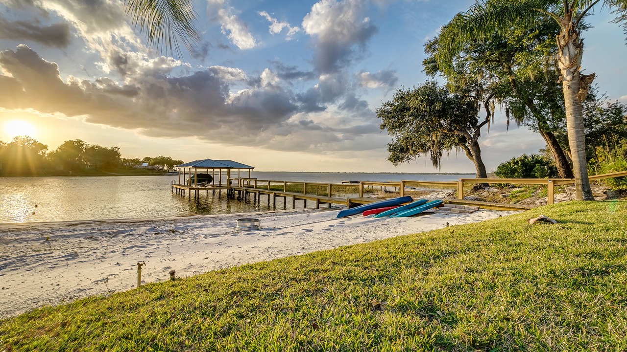 Photo of Outdoor in Crooked Lake