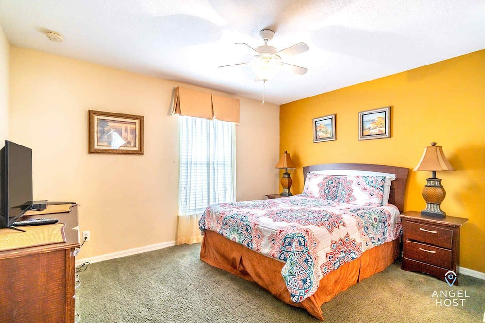 Photo of Bathroom in Sandy Ridge