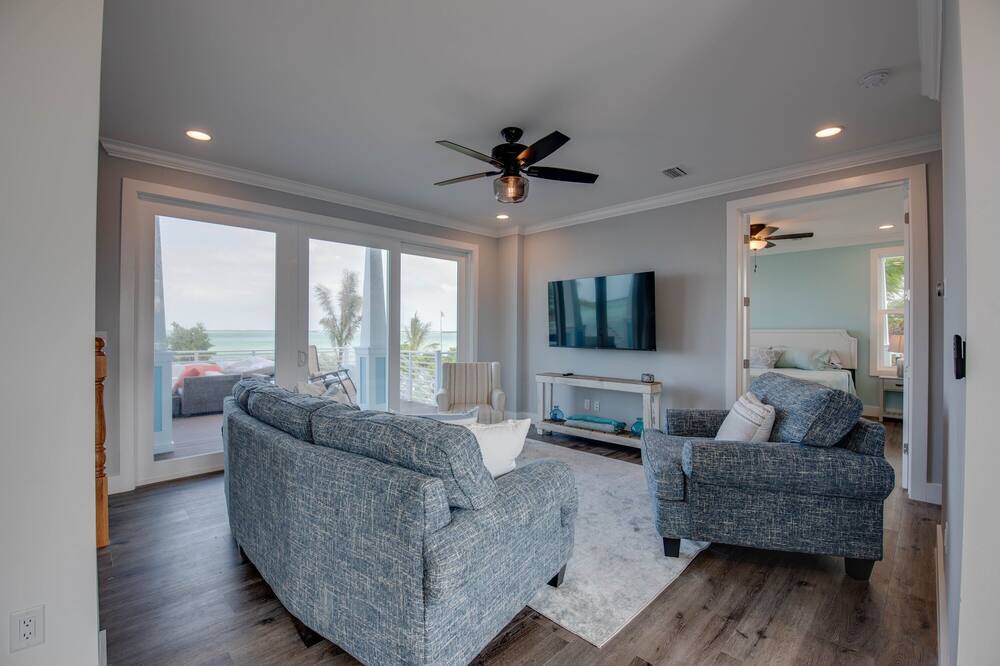 Photo of Livingroom in Sugarloaf Shores