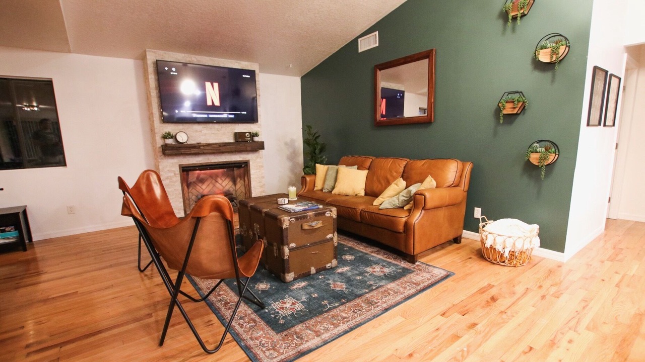 Photo of Livingroom in Crescent City
