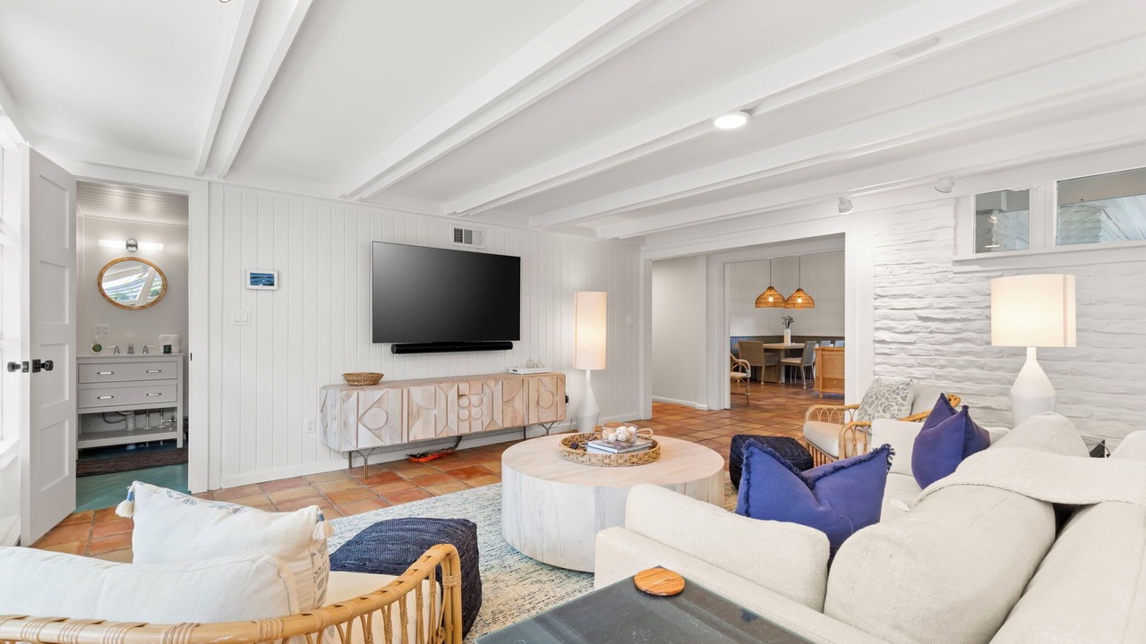 Photo of Livingroom in Hyde Park