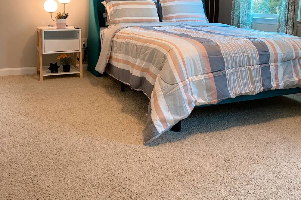 Photo of Bedroom in Gwinnett Place