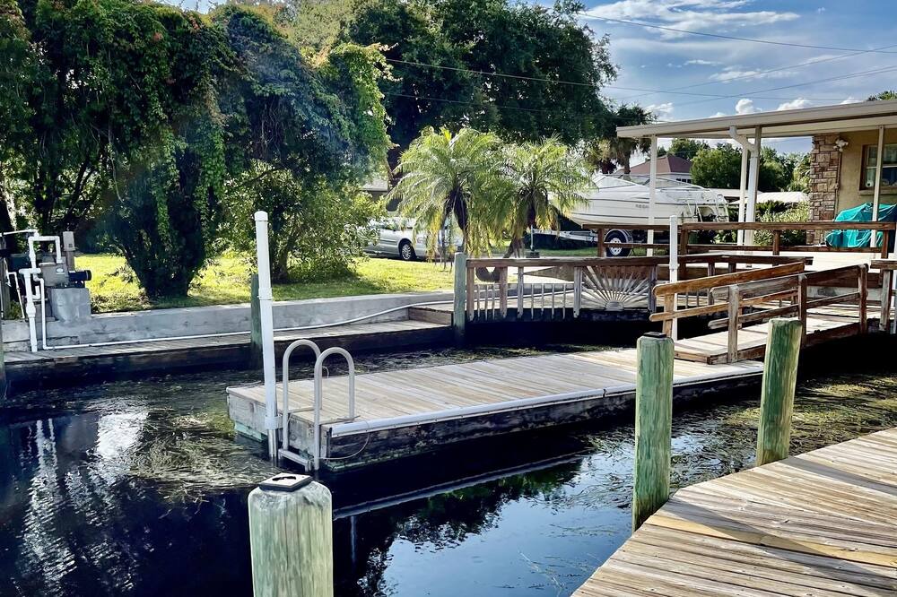 Photo of Outdoor in Springs at Kings Bay