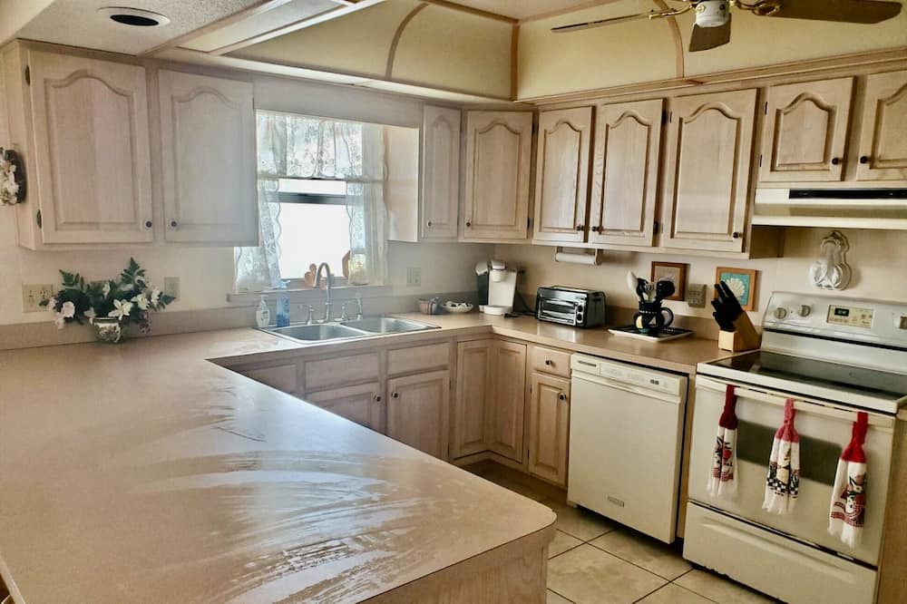 Photo of Kitchen in Springs at Kings Bay
