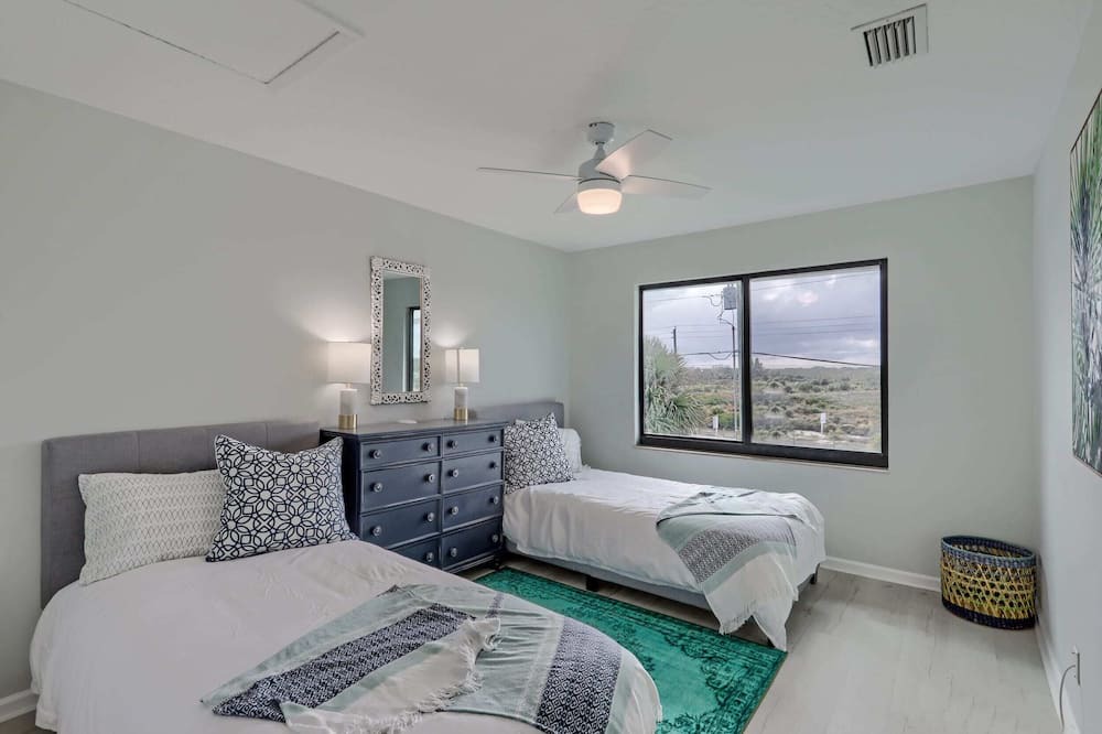 Photo of Bedroom in Juno Beach