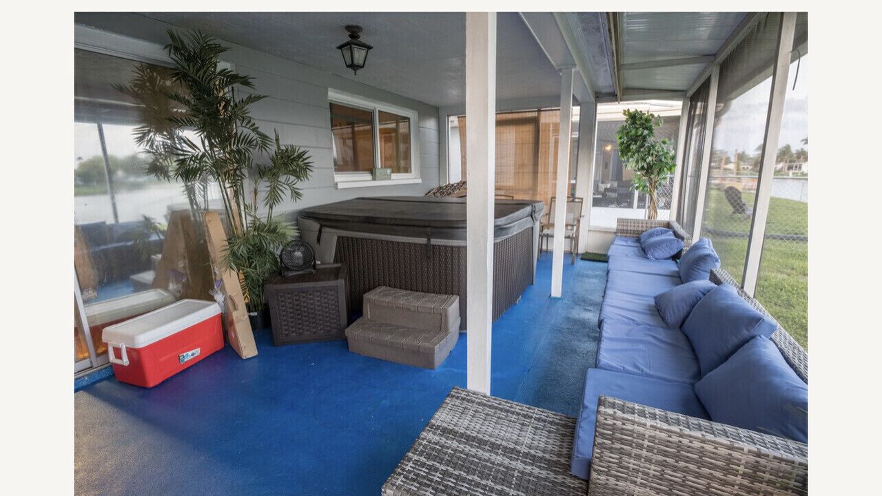 Photo of Patio Balcony in Holiday