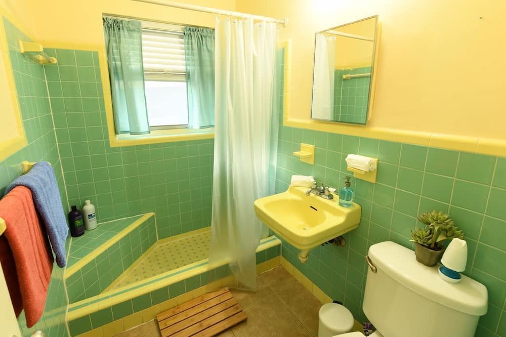 Photo of Bathroom in Poinciana Park