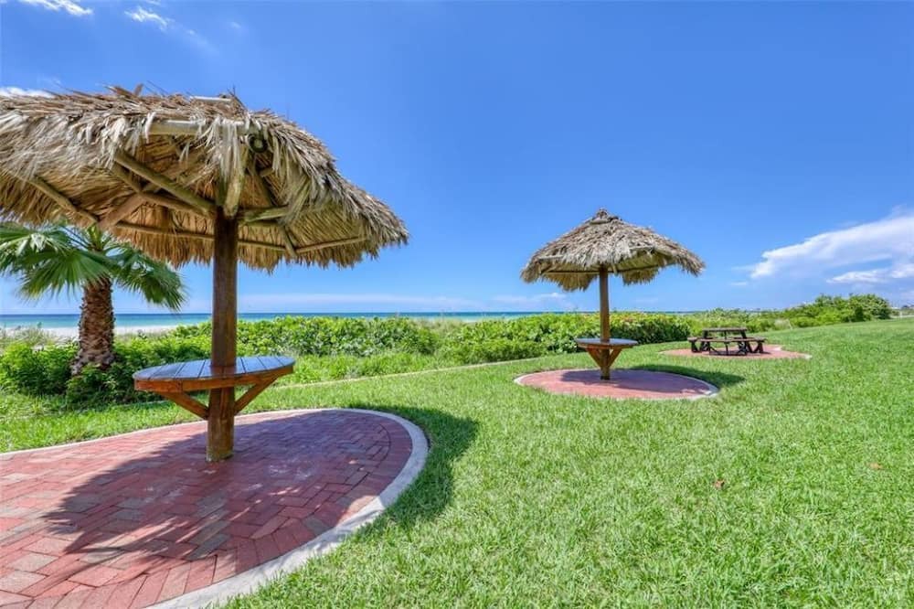 Photo of Outdoor in Sand Key