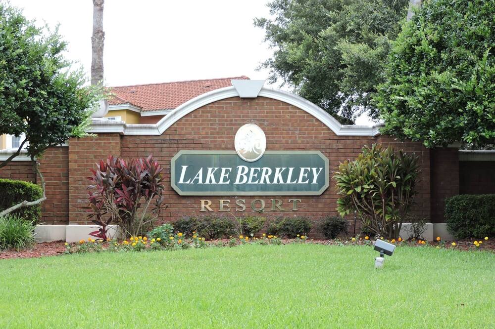 Photo of Outdoor in Lake Berkley