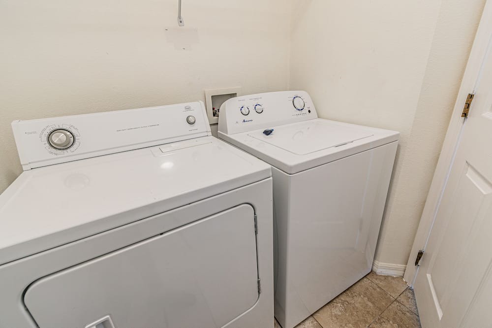 Photo of Bedroom in Lake Berkley