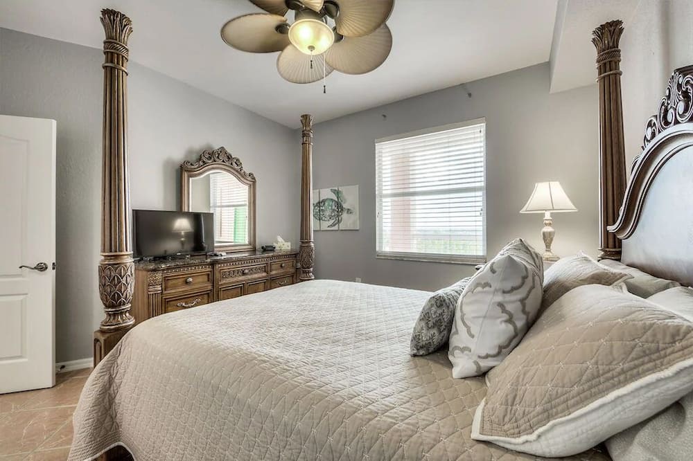 Photo of Bedroom in South Island