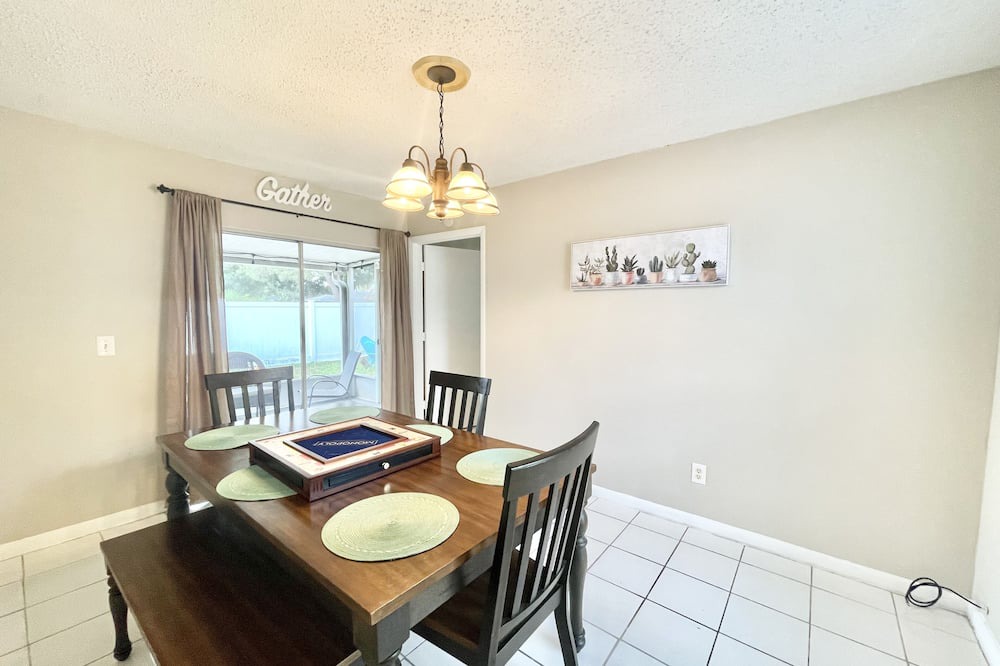 Photo of Kitchen in Oakford Park