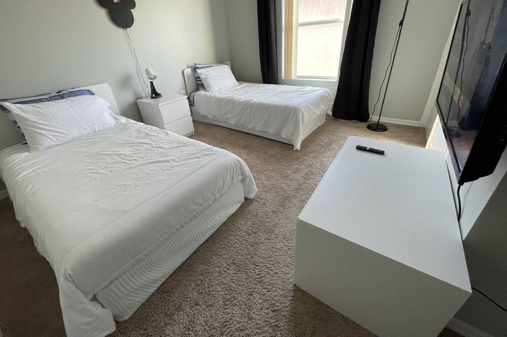 Photo of Bedroom in West Stonebridge