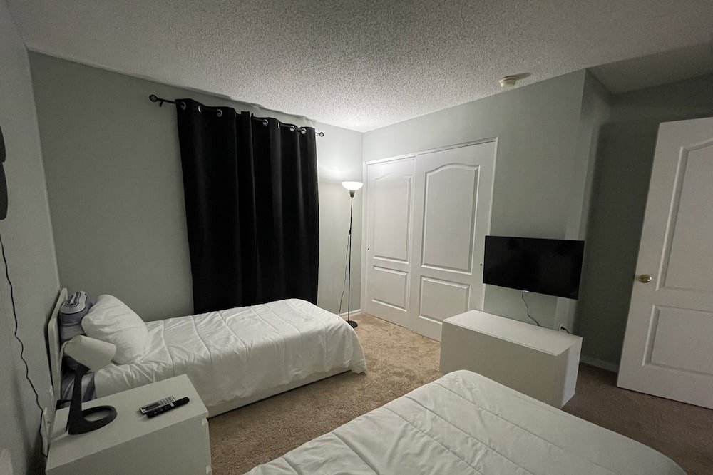 Photo of Bedroom in West Stonebridge