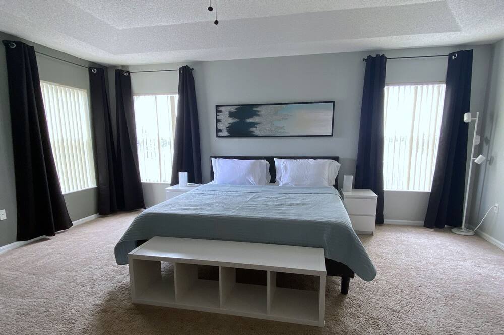 Photo of Bedroom in West Stonebridge