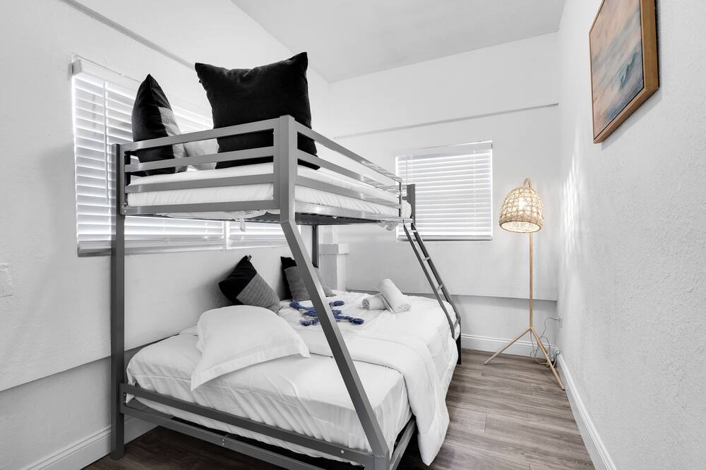 Photo of Bedroom in Little Haiti