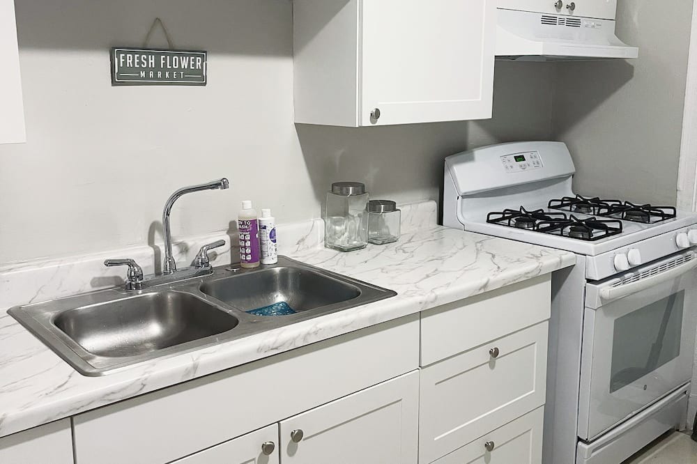 Photo of Kitchen in South Palm Park Neighborhood Association