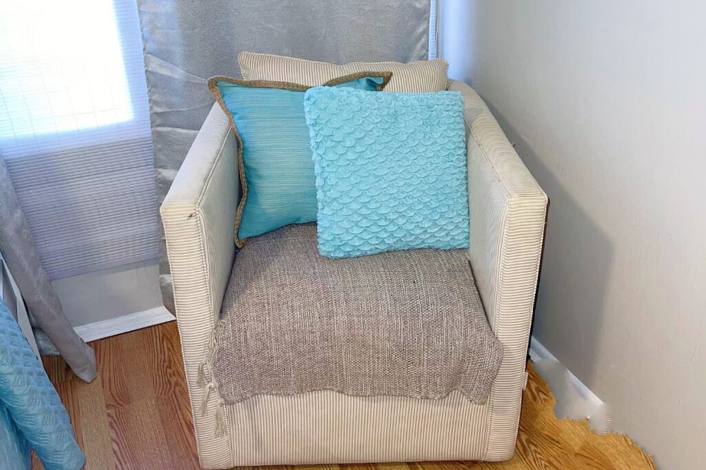 Photo of Bedroom in South Palm Park Neighborhood Association