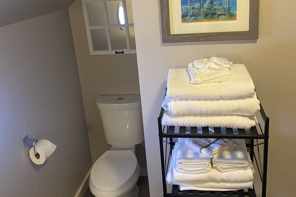 Photo of Bathroom in Tigerville