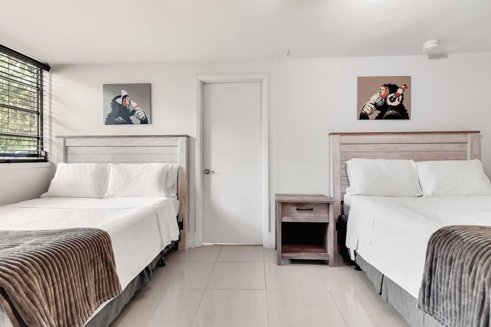 Photo of Bedroom in Northeast Coconut Grove