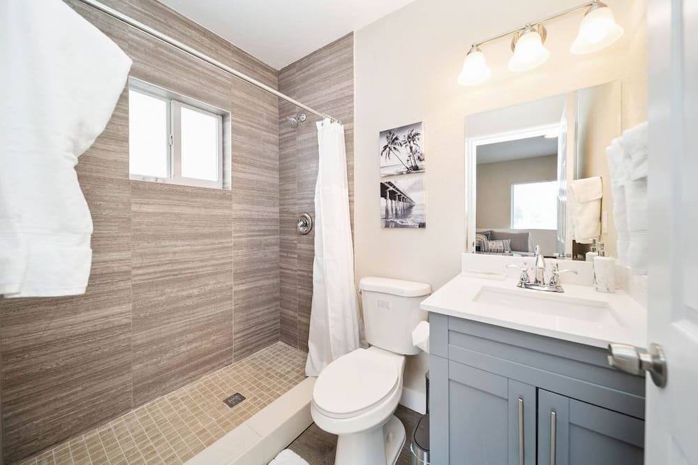 Photo of Bathroom in Liberty City
