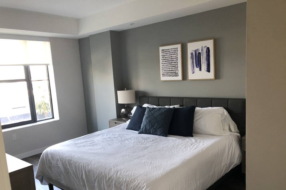 Photo of Bedroom in Flagler Village