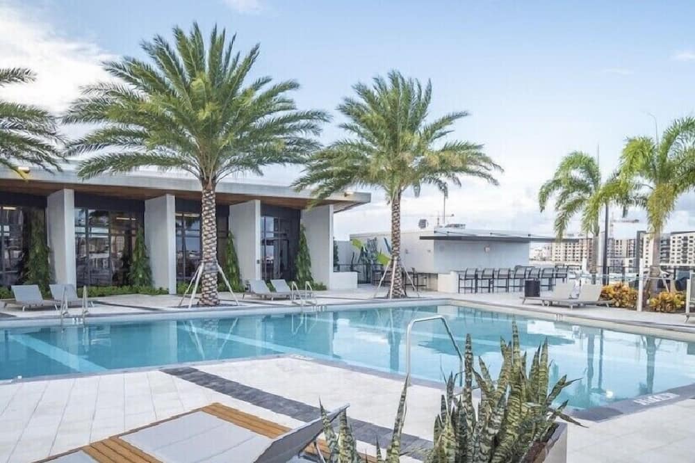 Photo of Outdoor in Flagler Village