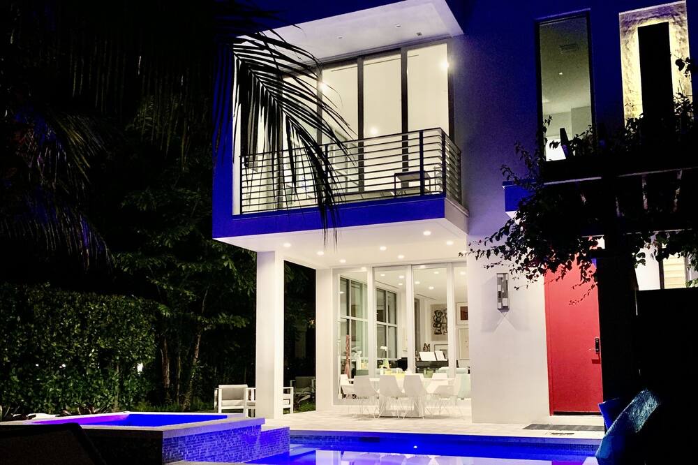 Photo of Outdoor in Coquina Sands
