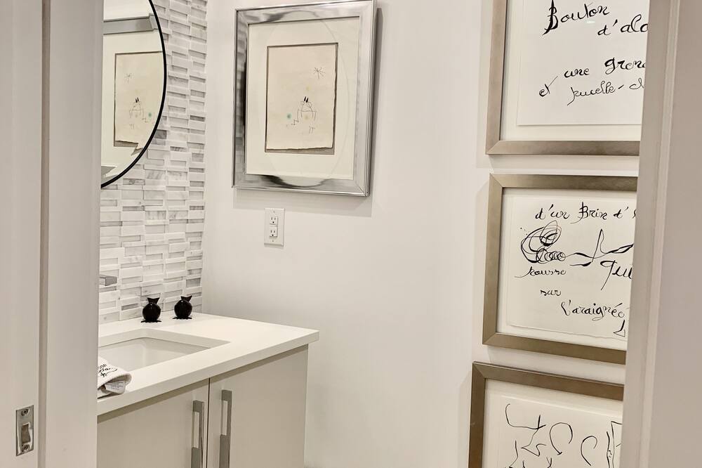 Photo of Bathroom in Coquina Sands