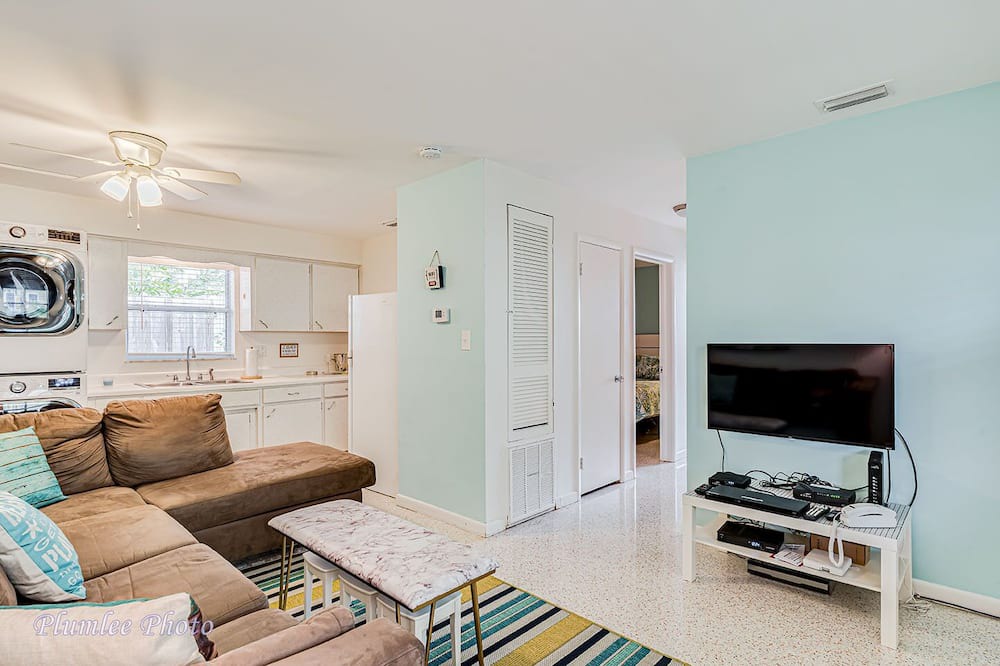 Photo of Bedroom in Independence Square
