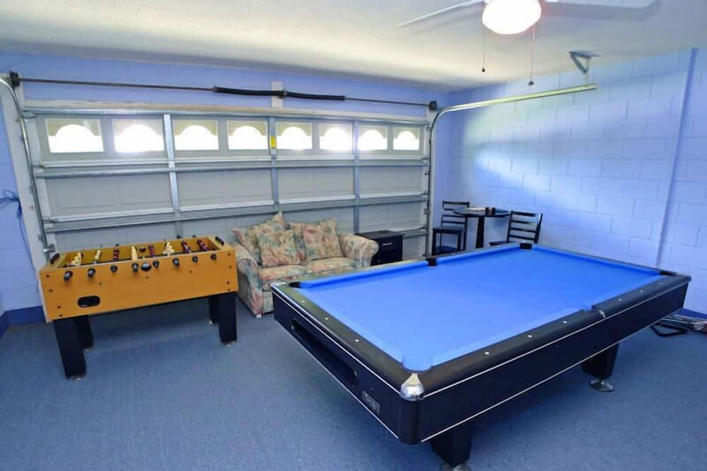 Photo of Bedroom in Greater Groves
