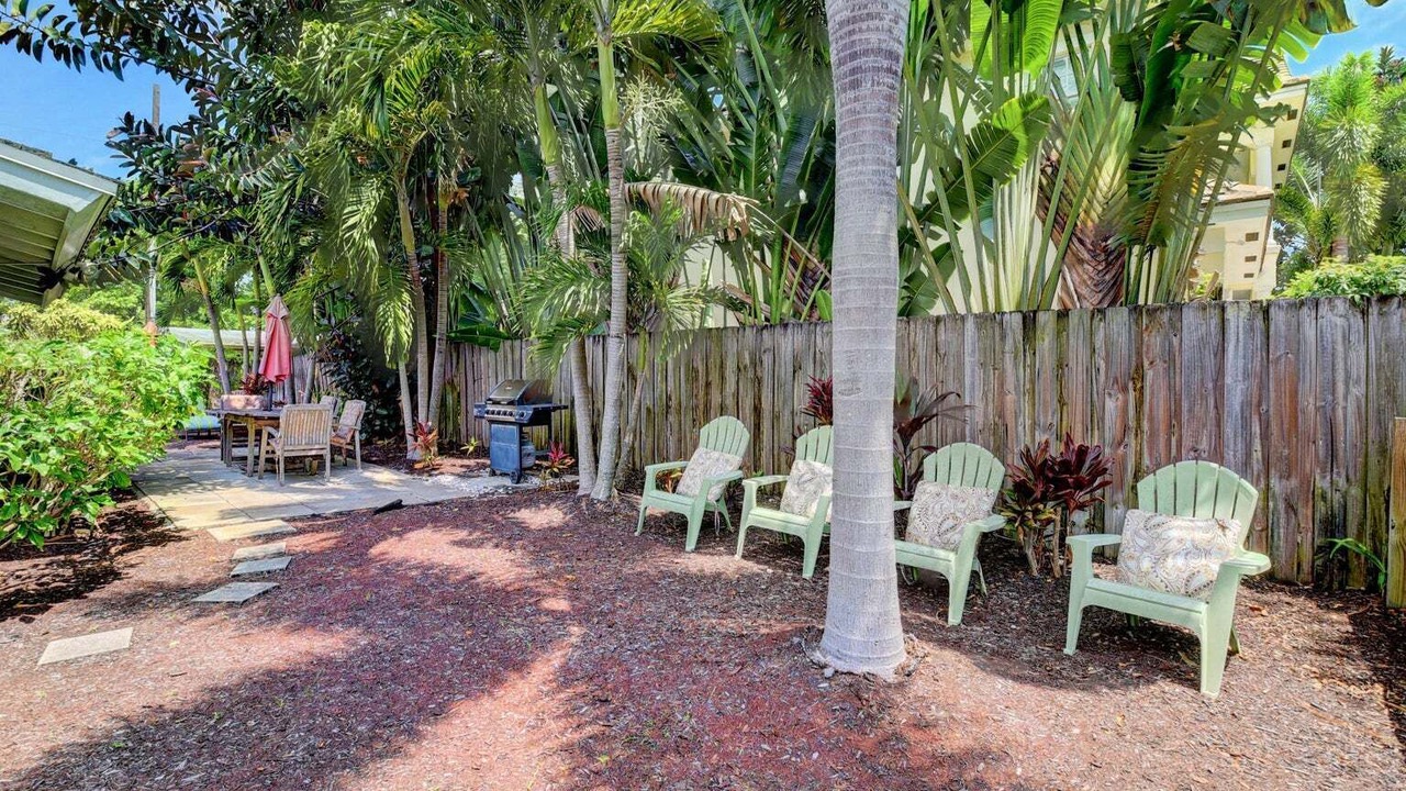 Photo of Outdoor in Lake Ida Shores