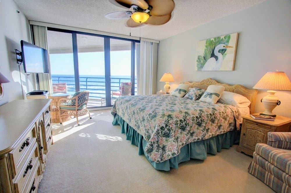 Photo of Bedroom in New Smyrna Beach