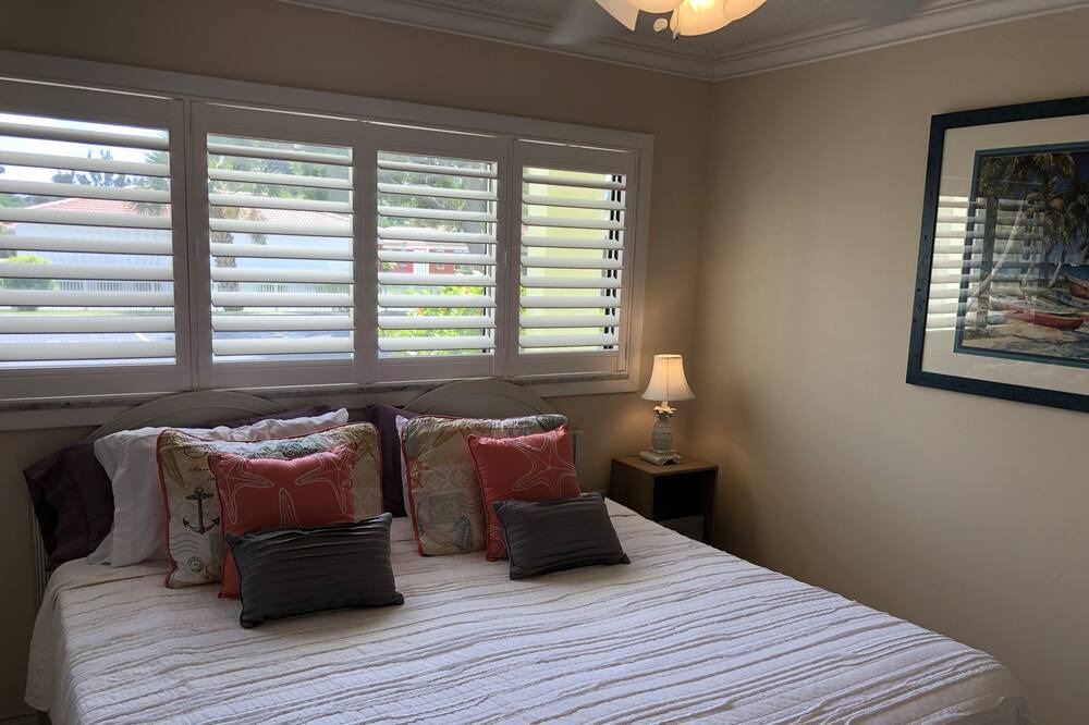 Photo of Bedroom in Siesta Key