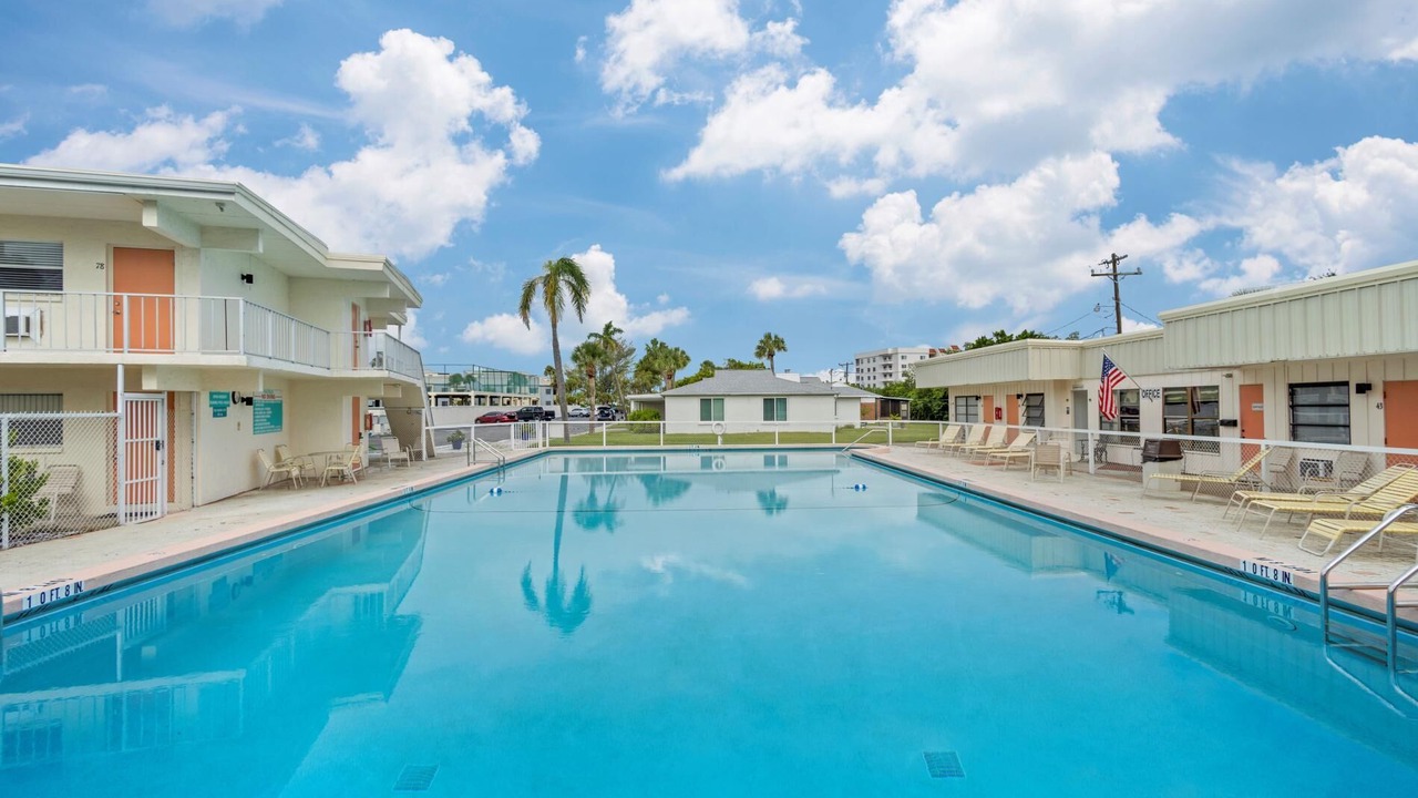 Photo of Outdoor in Golden Beach