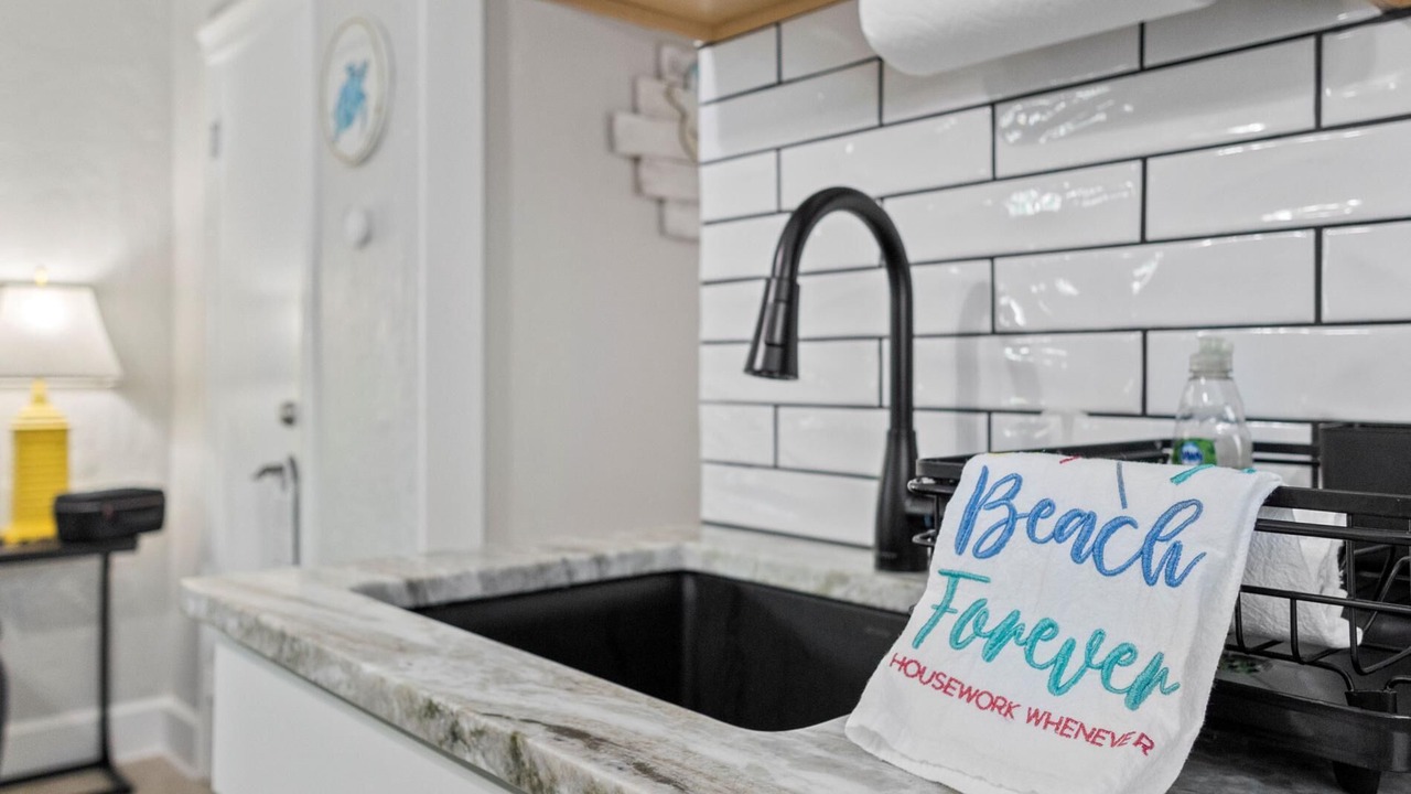 Photo of Kitchen in Golden Beach