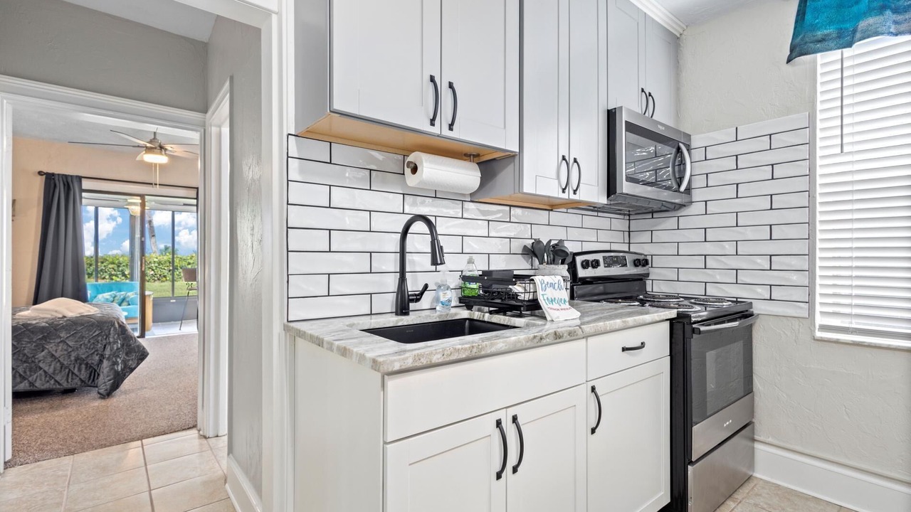 Photo of Kitchen in Golden Beach