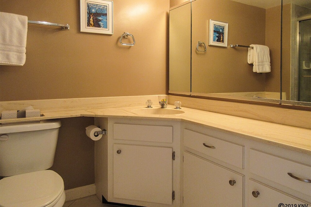 Photo of Bathroom in South Island