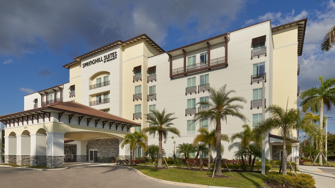 Photo of Outdoor in Estero